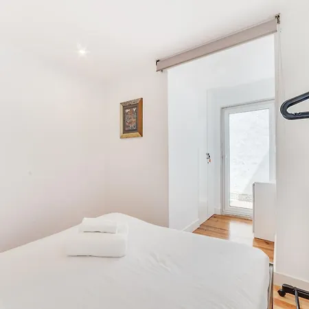 The Cordoeiros - Лиссабон